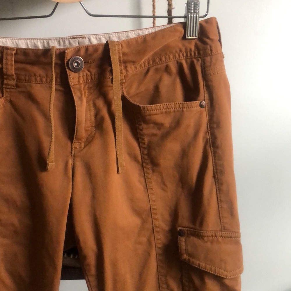 Athletica army type pants